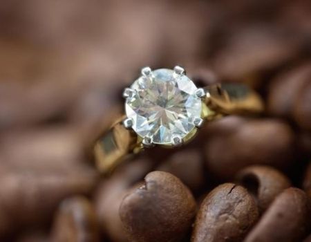 טבעת אירוסין סוליטר מאייב תכשיטים חנות תכשיטים
